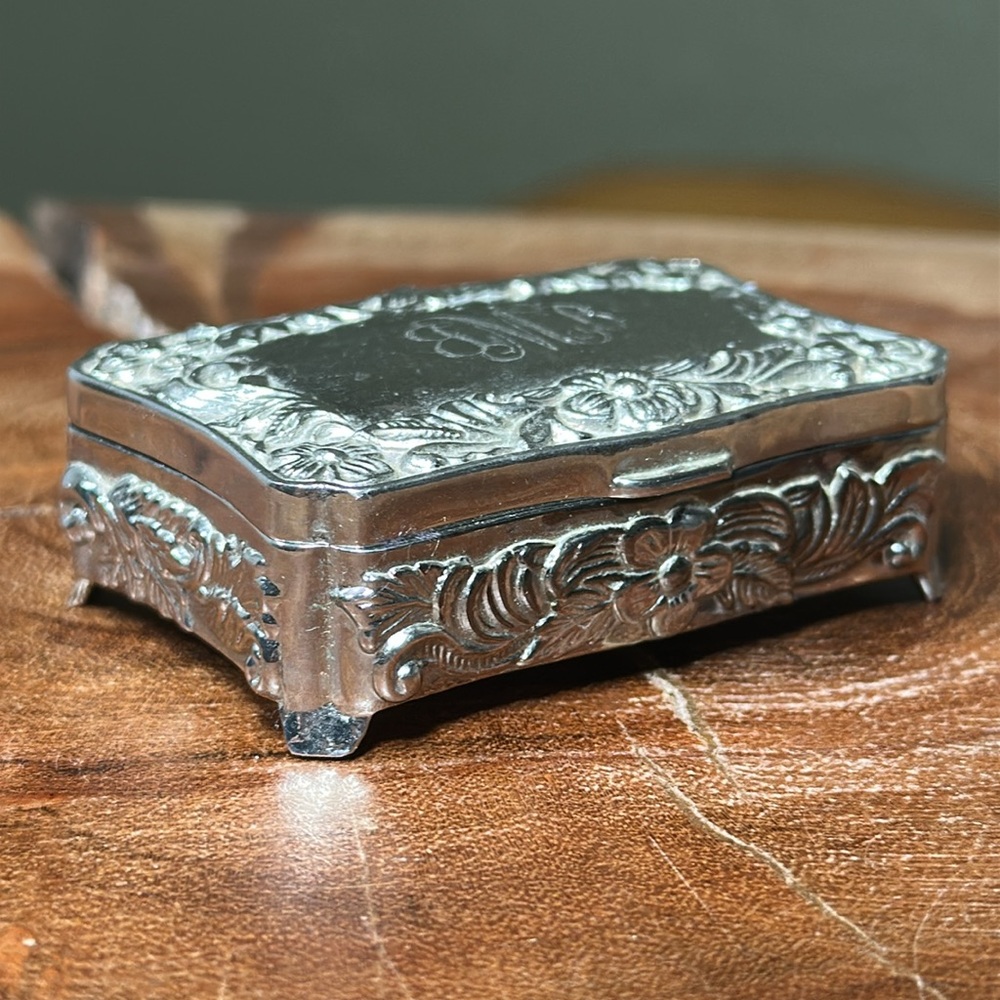 Antique Floral Silver Metal Trinket Box - Picture 2 of 9